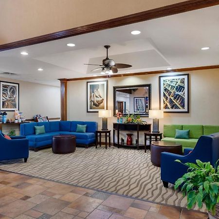 Comfort Suites Маршъл Екстериор снимка