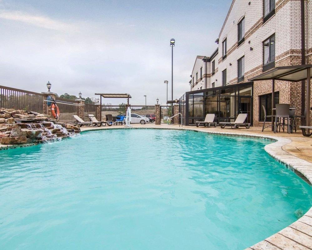 Comfort Suites Маршъл Екстериор снимка
